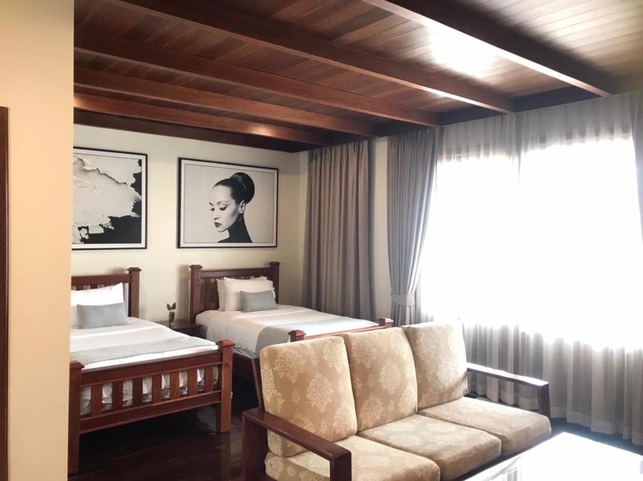Athena Hotel Паксе Экстерьер фото