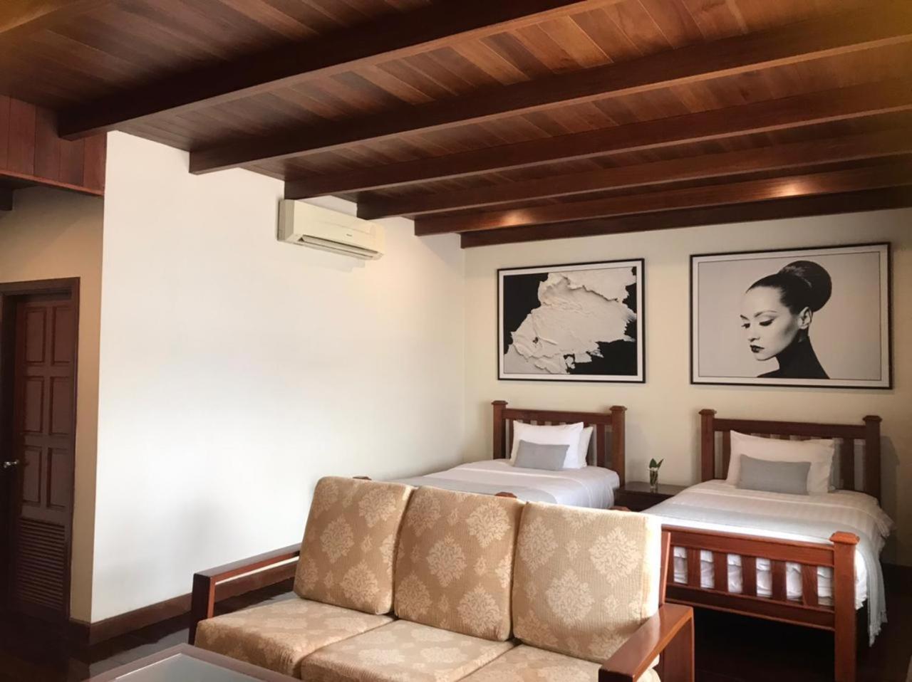 Athena Hotel Паксе Экстерьер фото